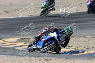 media/Oct-20-2024-CVMA (Sun) [[d4a3dff211]]/Race 2-Supersport Middleweight/